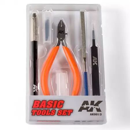 Basic Tools Set - Outillage - Ak Interactive